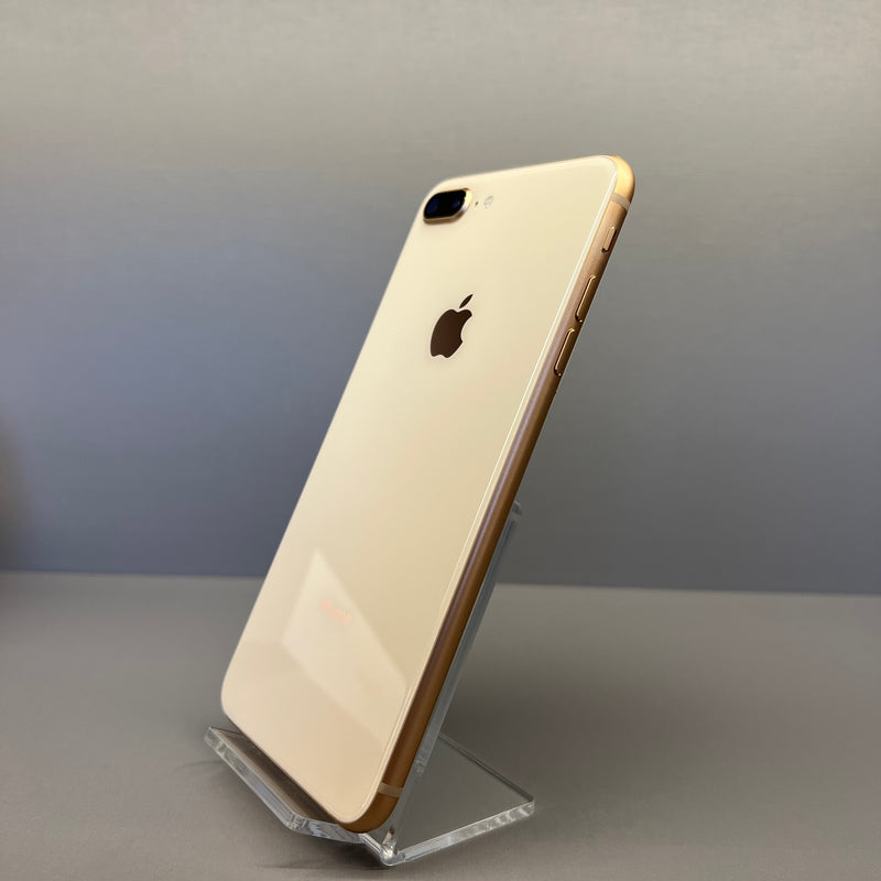 iPhone 8 PLUS